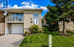 13 TURNER COURT S Bradford West Gwillimbury, ON L3Z 2W3