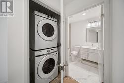 Laundry in hall - 