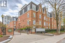 5 - 87 LILLIAN STREET Toronto, ON M4S 2H7
