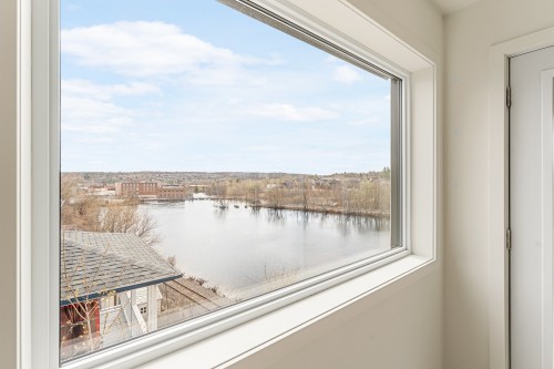 View - 202-46 Rue Principale E., Magog, QC - Indoor Photo Showing Other Room