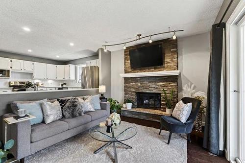 103 Brittany Dr, Winnipeg, MB 