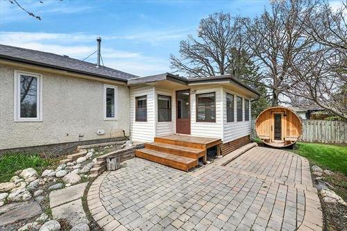 103 Brittany Dr, Winnipeg, MB 