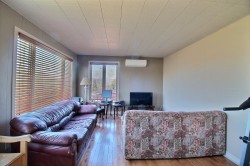 Salon - 