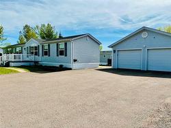 16 Anemone ST Moncton, NB E1H 2R7