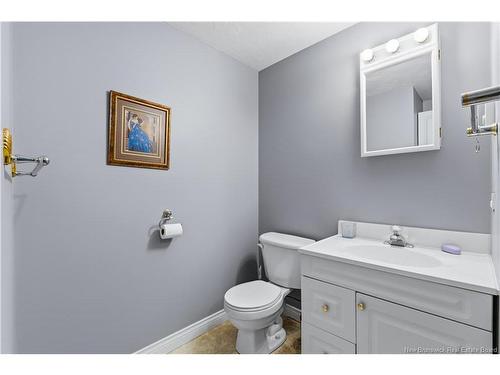 84 Hillary Cres, Moncton, NB 