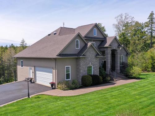 120 Briancrest Road, Windsor Junction, NS 