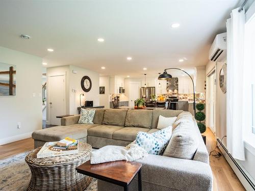 123 Beach Grove Road, Charlottetown, PE 