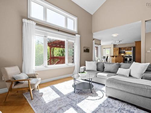 169 Red Fern Terrace, Clayton Park, NS - Indoor Photo Showing Living Room