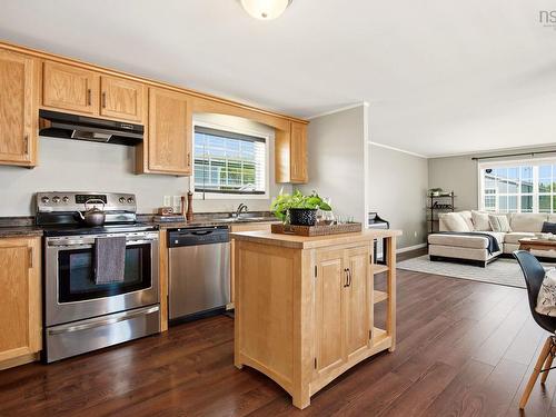 31 Second Street, Lucasville, NS 
