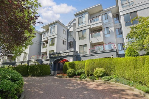 106-520 Dunedin St  Victoria, BC V8T 2L6