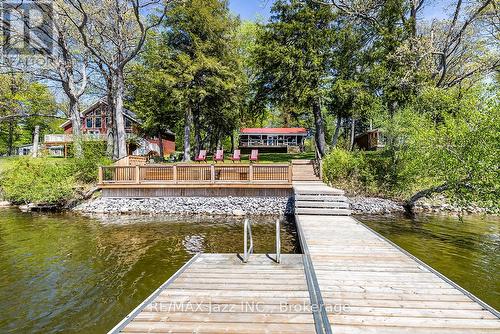 31 LONG ISLAND  Otonabee-South Monaghan, ON K0K 2E0