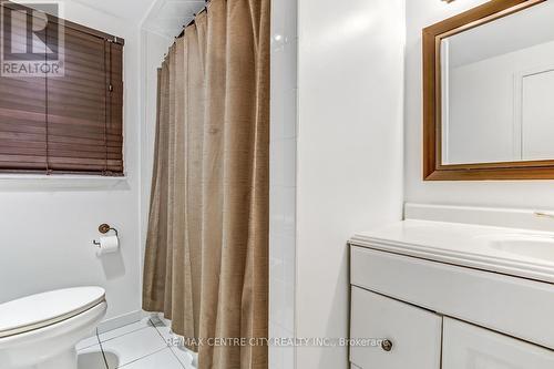 10 Runnymede Crescent, London North (North J), ON - Indoor Photo Showing Bathroom