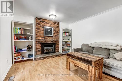 10 Runnymede Crescent, London North (North J), ON - Indoor With Fireplace