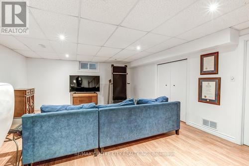 10 Runnymede Crescent, London North (North J), ON - Indoor