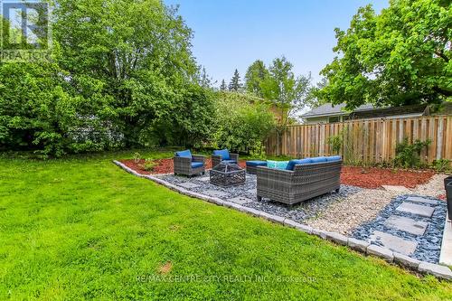 10 Runnymede Crescent, London North (North J), ON - Outdoor With Backyard