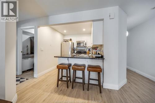 3601 Riverside Drive East Unit# 607, Windsor, ON - Indoor Photo Showing Kitchen