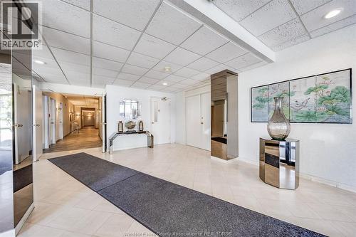 3601 Riverside Drive East Unit# 607, Windsor, ON - Indoor Photo Showing Other Room