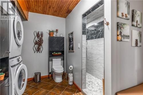 99 Curry Point, Markstay, ON - Indoor Photo Showing Laundry Room