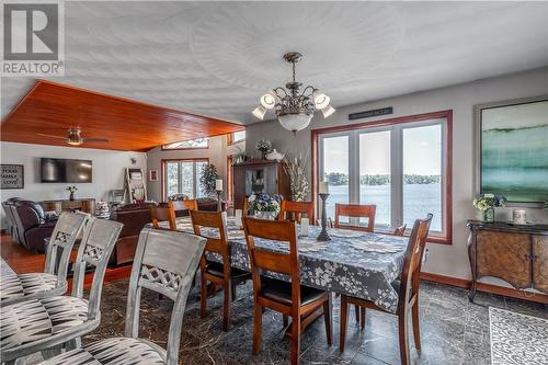 99 Curry Point, Markstay, ON - Indoor Photo Showing Dining Room