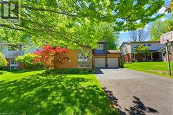 30 JEROME PARK Drive  Dundas, ON L9H 6H2