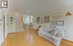 Hardwood flooring in living room - 