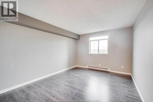 9099 Riverside Drive Unit# 221 E, Windsor, ON - Indoor Photo Showing Other Room