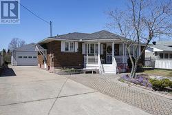 247 Prentice AVE Sault Ste. Marie, ON P6C 4R1
