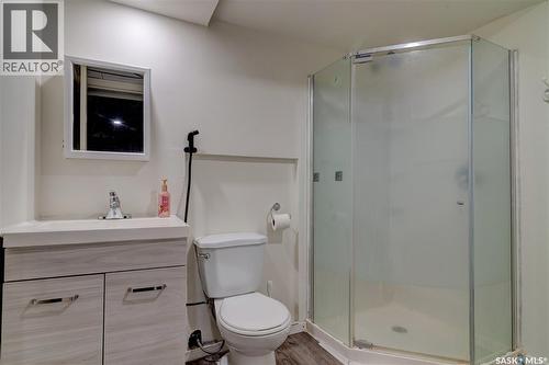 3 Hunt Crescent, Regina, SK - Indoor Photo Showing Bathroom