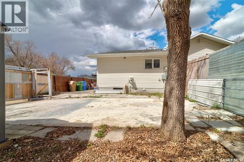 3 Hunt Crescent, Regina, SK - Outdoor With Exterior