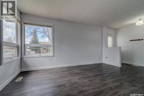 3 Hunt Crescent, Regina, SK - Indoor Photo Showing Other Room
