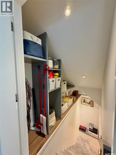 607 K Avenue S, Saskatoon, SK - Indoor