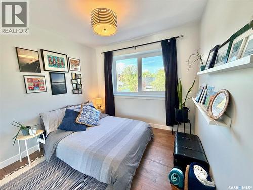 607 K Avenue S, Saskatoon, SK - Indoor Photo Showing Bedroom