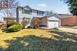 346 DARLINGTON CRESCENT Newmarket, ON L3Y 6N4