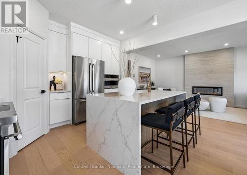 636 Anton Crescent, Kitchener, ON 