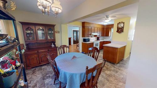 224 4Th Avenue, Cranbrook, BC - Indoor Photo Showing Dining Room