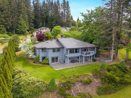 1409 Valley View Dr, Courtenay, BC 