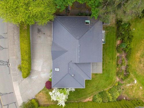 1409 Valley View Dr, Courtenay, BC 