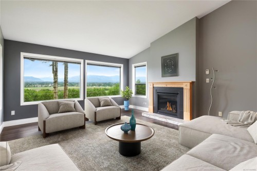 1409 Valley View Dr, Courtenay, BC 