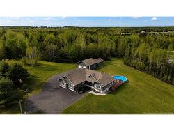 76 Daniel DR Irishtown, NB E1H 0B4