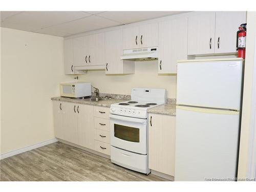 82 De La Pointe Rd, Haut-Sheila, NB 