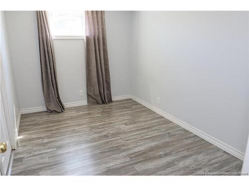82 De La Pointe Rd, Haut-Sheila, NB 