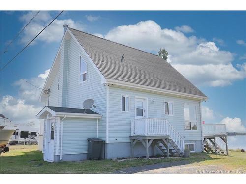 82 De La Pointe Rd, Haut-Sheila, NB 