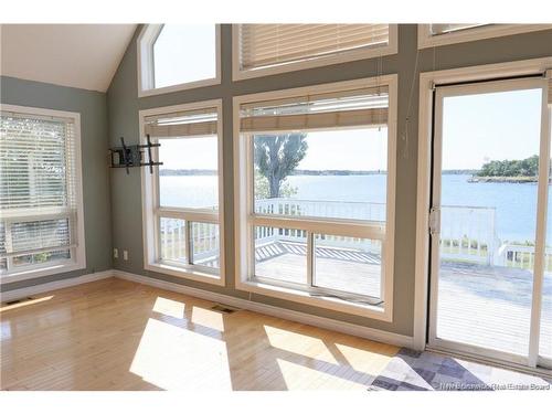82 De La Pointe Rd, Haut-Sheila, NB 