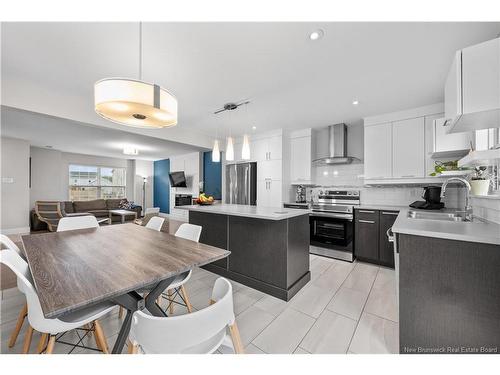 242 Erinvale Dr, Moncton, NB 