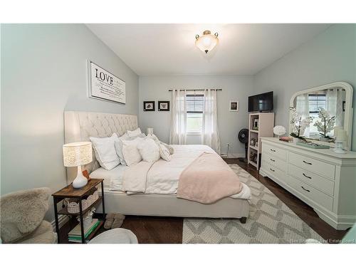 566 Canada St, Fredericton, NB 