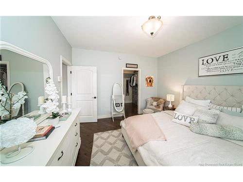 566 Canada St, Fredericton, NB 
