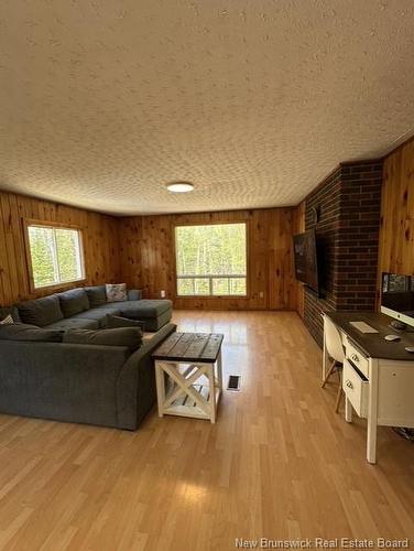 5 Ray St, Doaktown, NB 