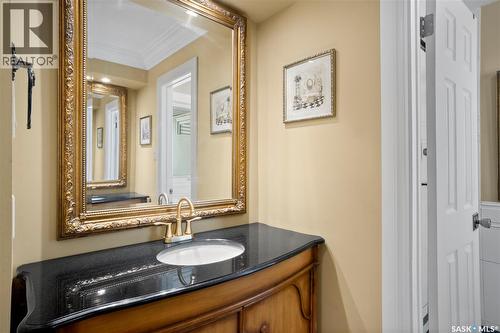 66 Leslie Place, Regina, SK - Indoor Photo Showing Bathroom