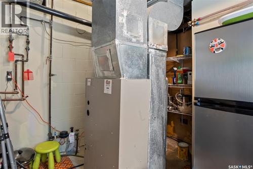 66 Leslie Place, Regina, SK - Indoor Photo Showing Basement