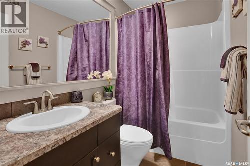 4117 Green Rose Crescent, Regina, SK - Indoor Photo Showing Bathroom